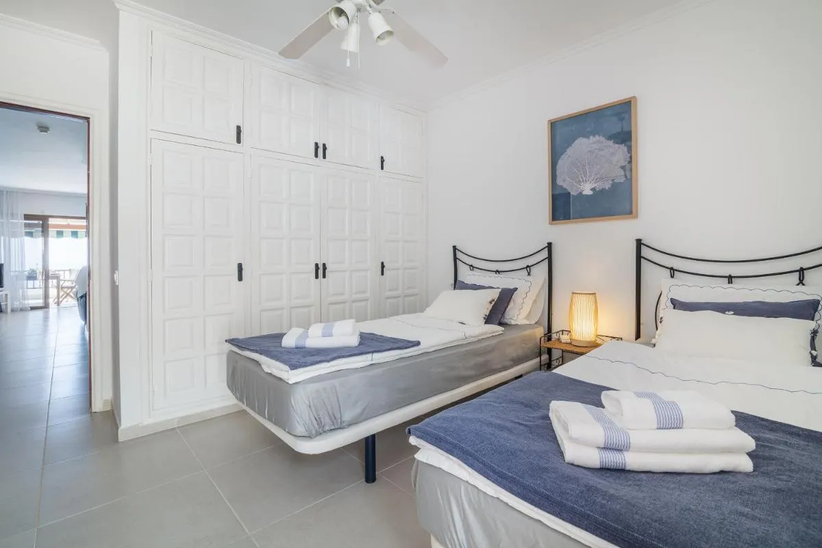 Image 6 of CARAMELLO – AC, cliffs & ocean view, fibre net, garage, tv channels