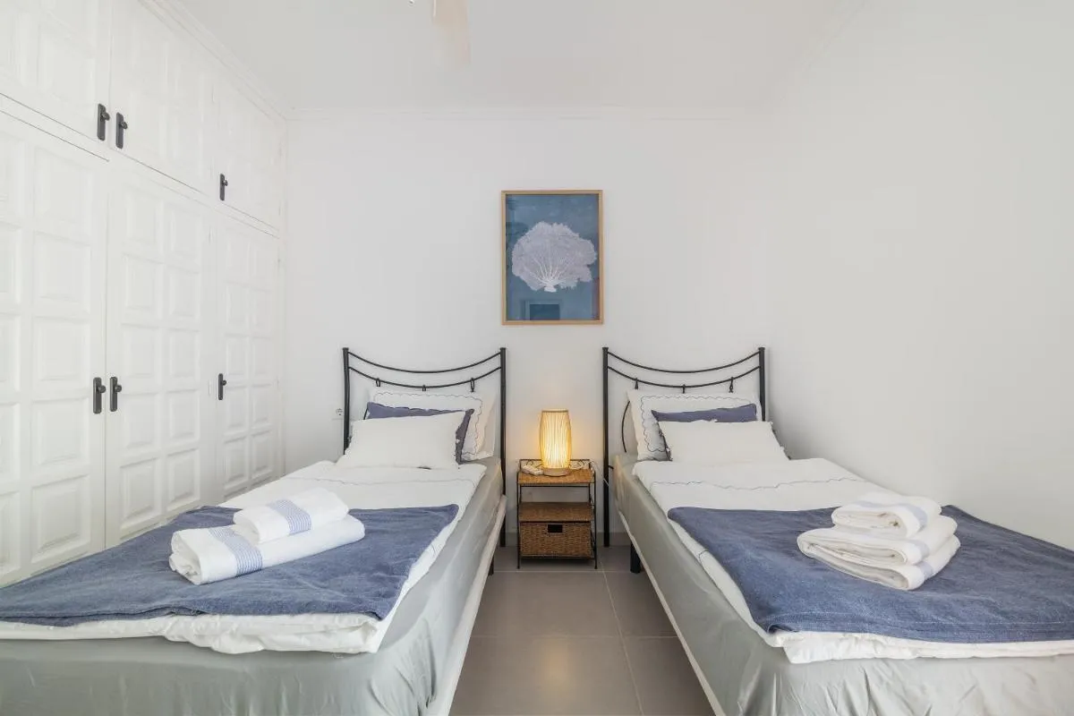 Image 1 of CARAMELLO – AC, cliffs & ocean view, fibre net, garage, tv channels