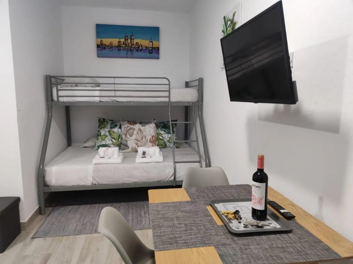 Image 6 of CASA PIRÁMIDE 4 WIFI – Parking y Terraza Privada