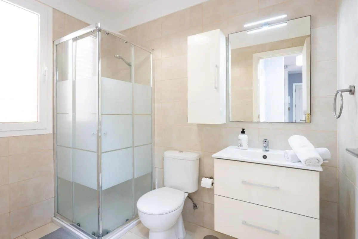 Image 2 of Caletillas Waves & Pool