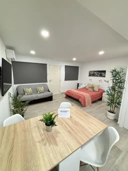 Image 3 of Calma & Mar