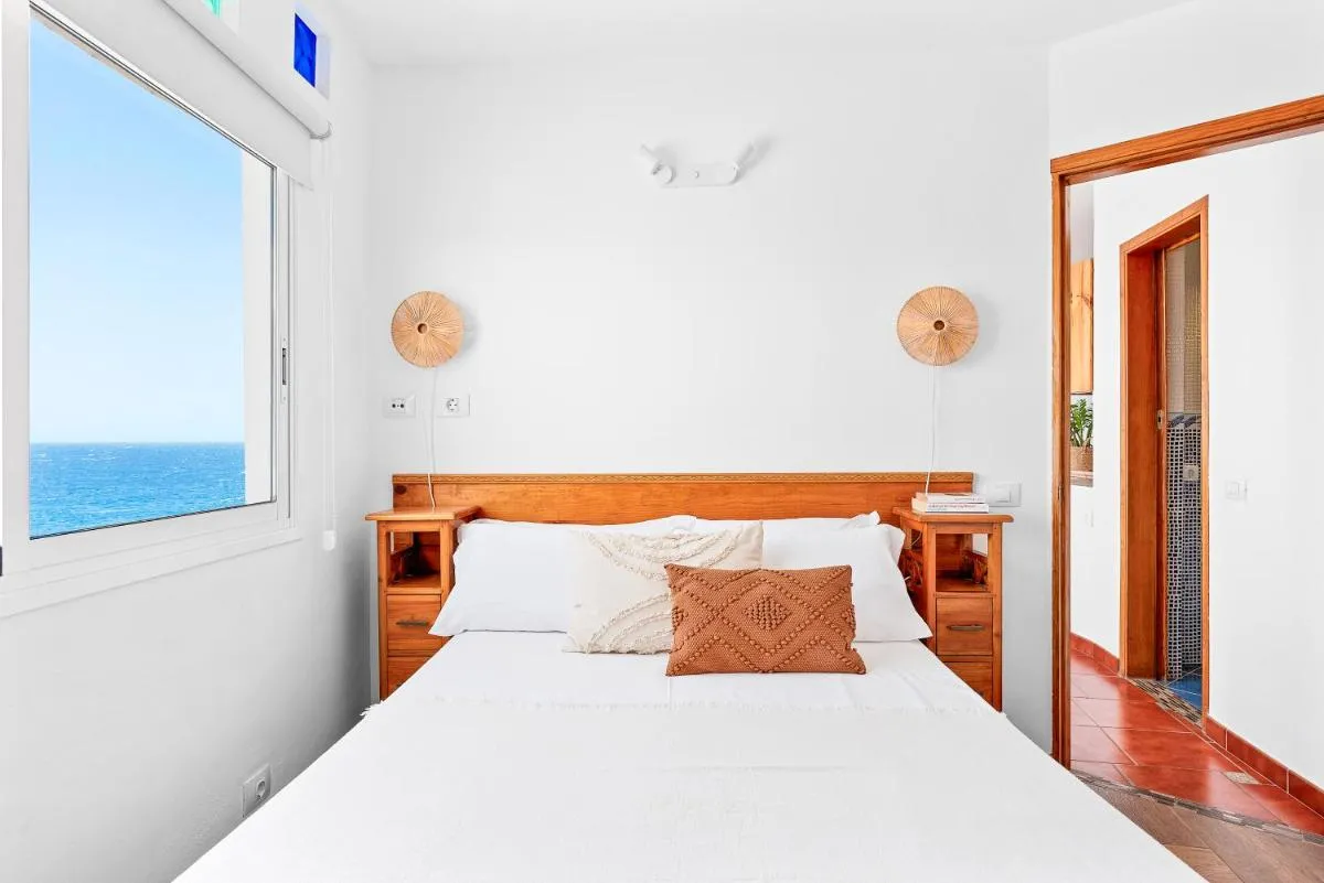 Image 6 of Canary casita next to the Atlantic Ocean