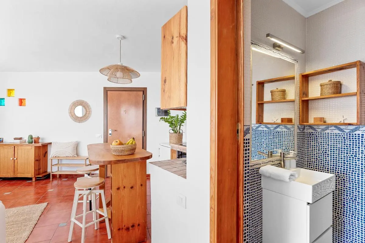 Image 2 of Canary casita next to the Atlantic Ocean