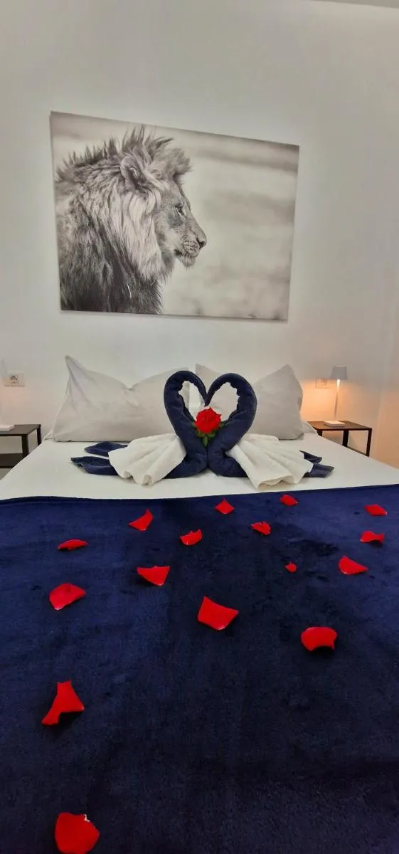 Image 3 of Casa Cristal