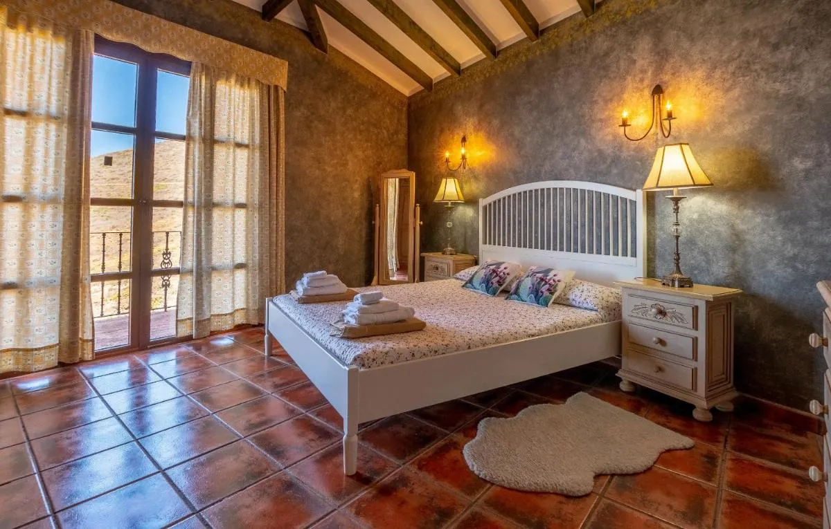 Image 1 of Casa Magma