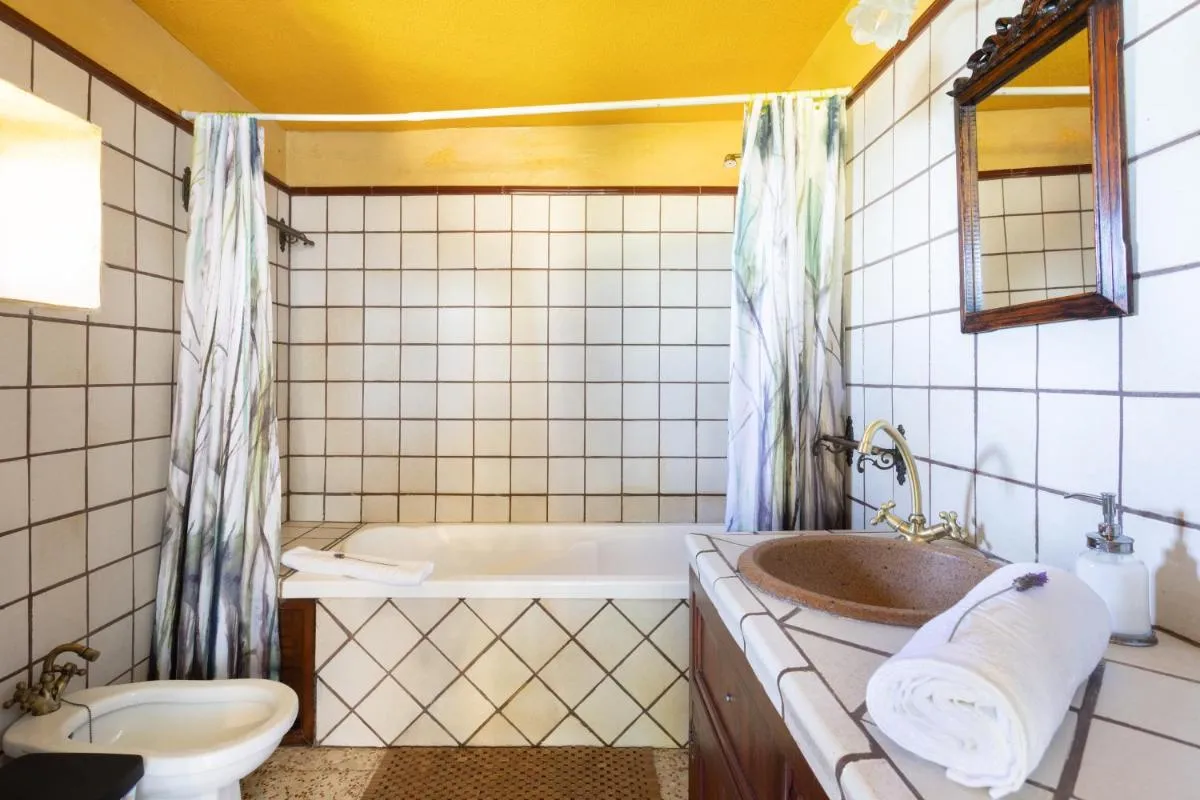 Image 2 of Casa el Nogal