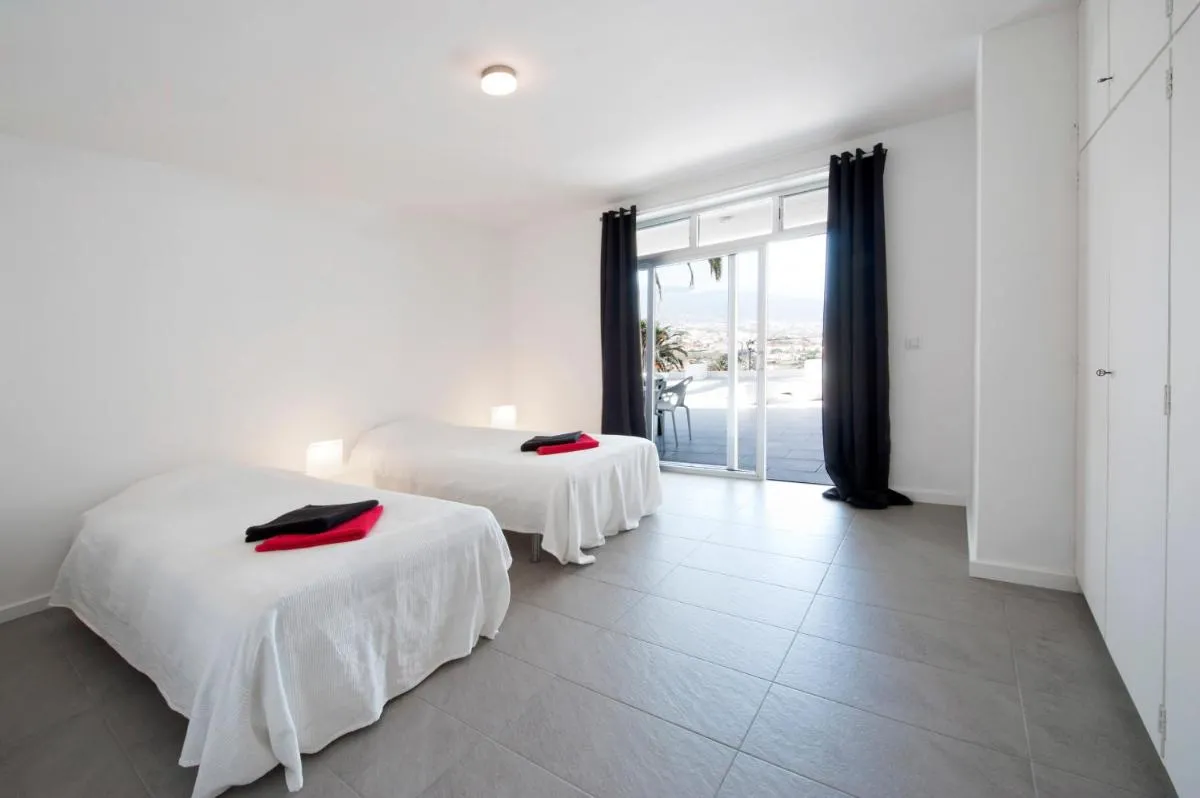 Image 1 of Casa pequena