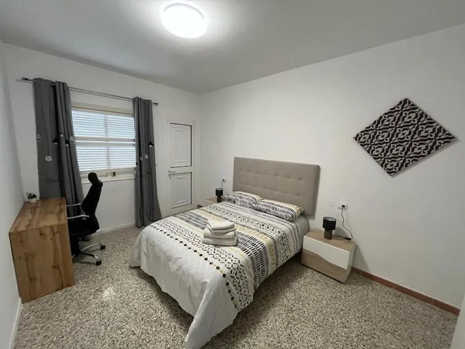 Image 1 of Casa unifamiliar. Gran terraza. Vistas. Tele working