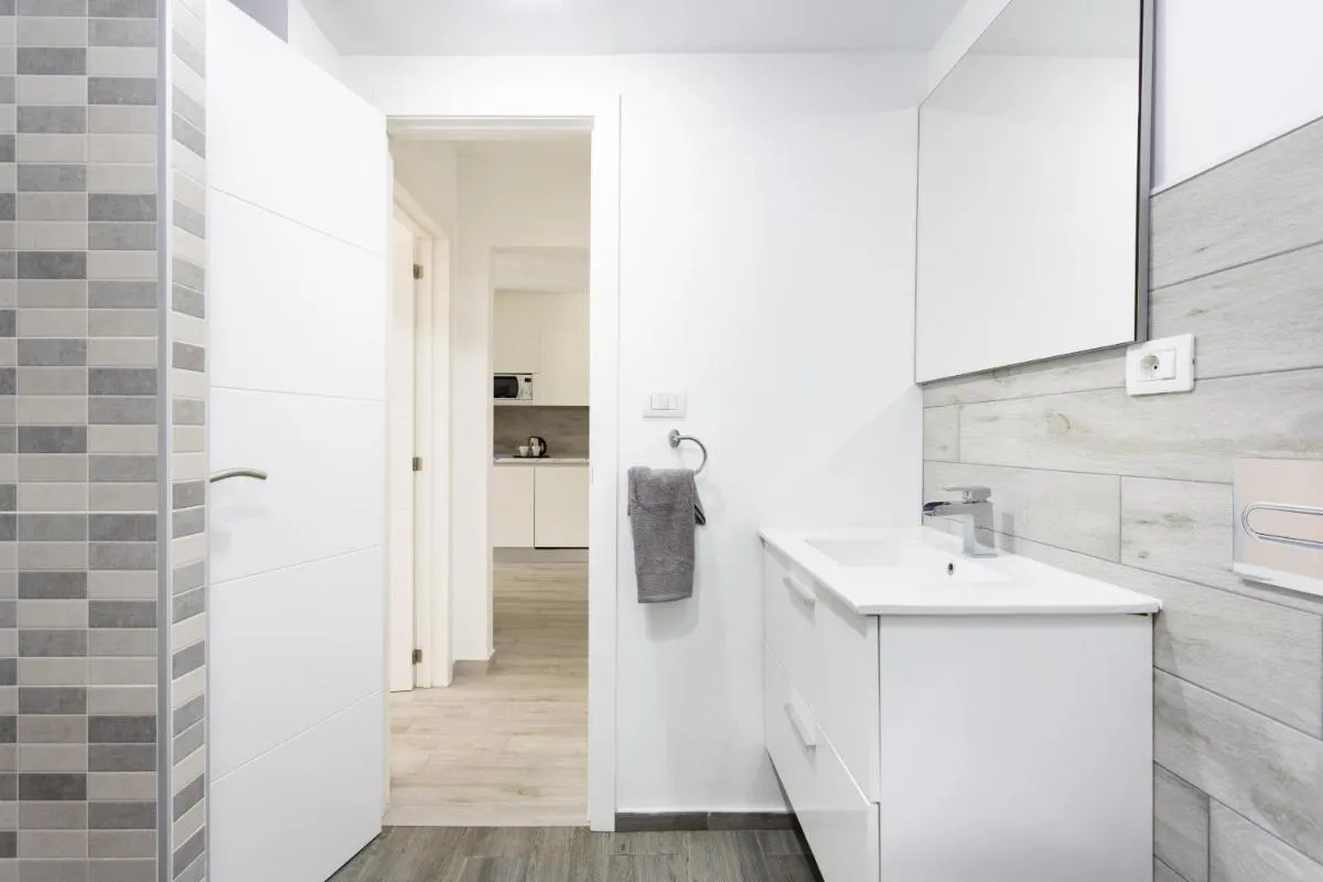 Image 2 of Castle Harbour