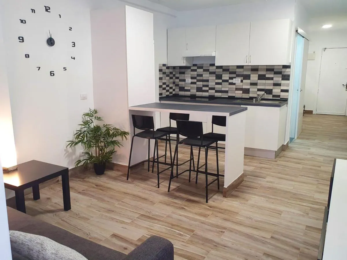 Image 4 of Central 1Bedroom Wifi 500Mbs & Pool