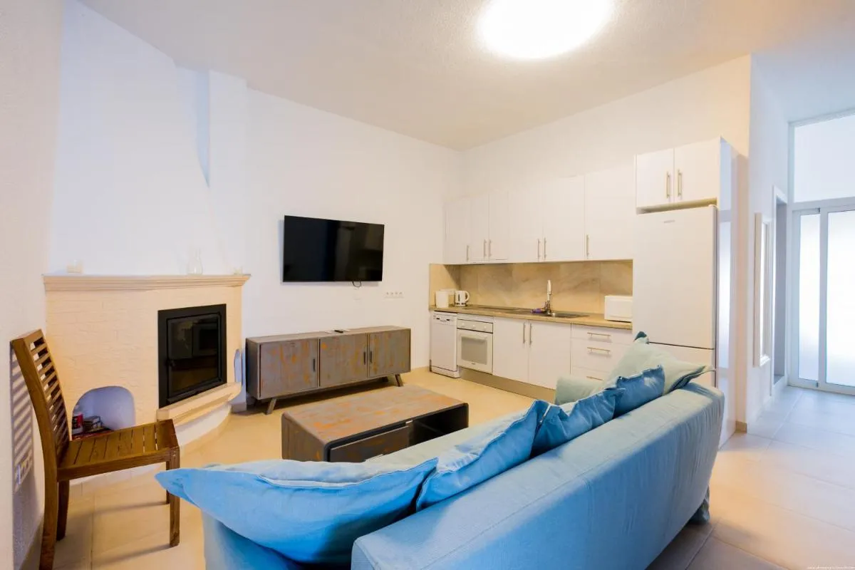 Image 3 of Chio Kind Home