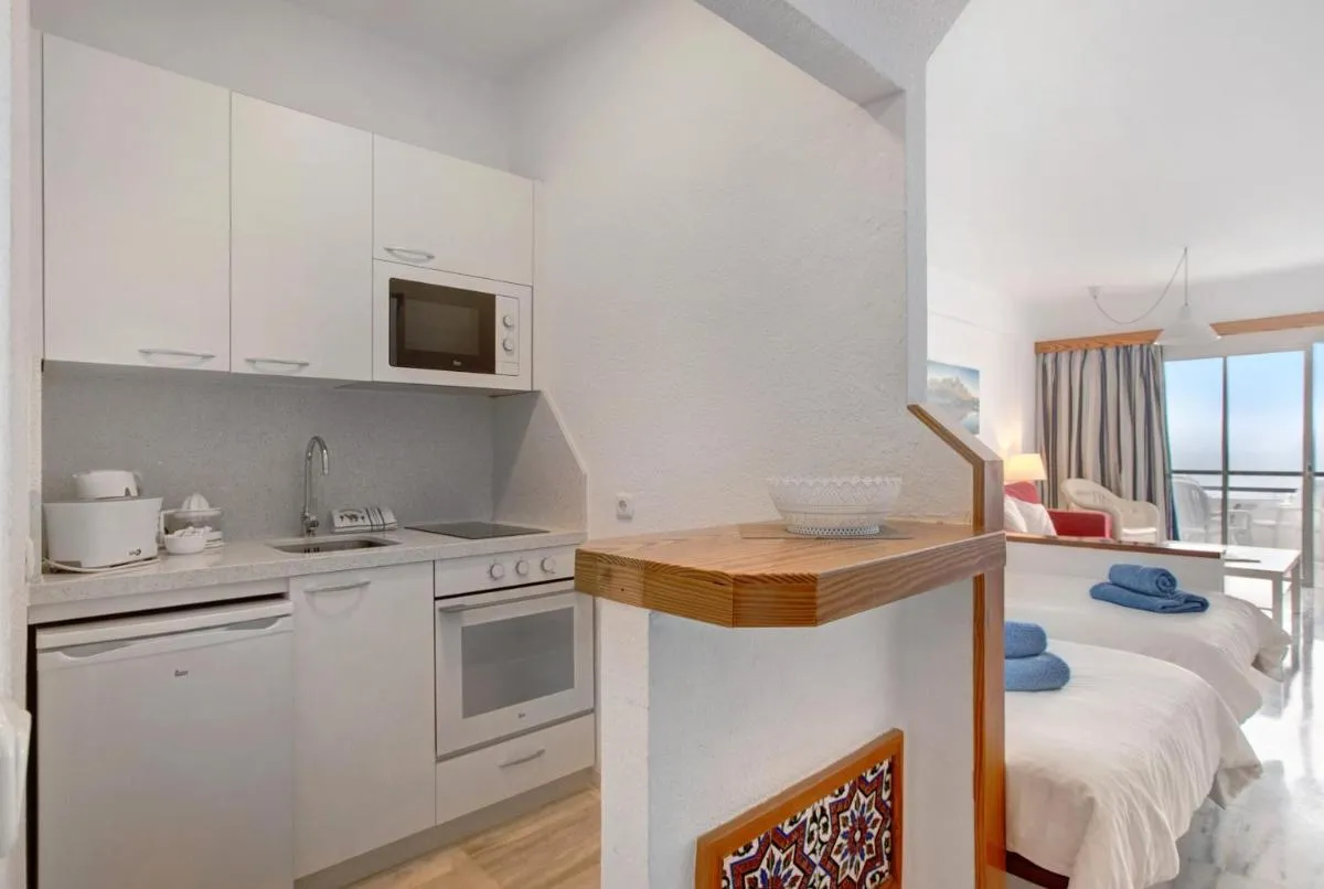 Image 4 of Club Atlantis 223