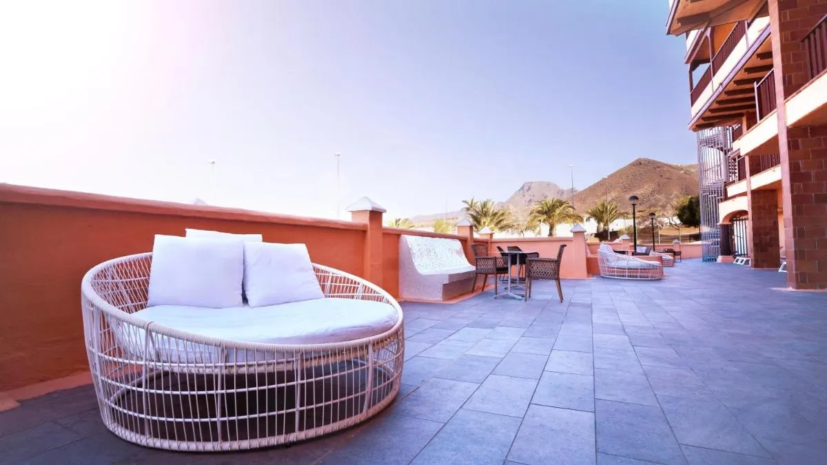 Image 1 of Coral Los Alisios