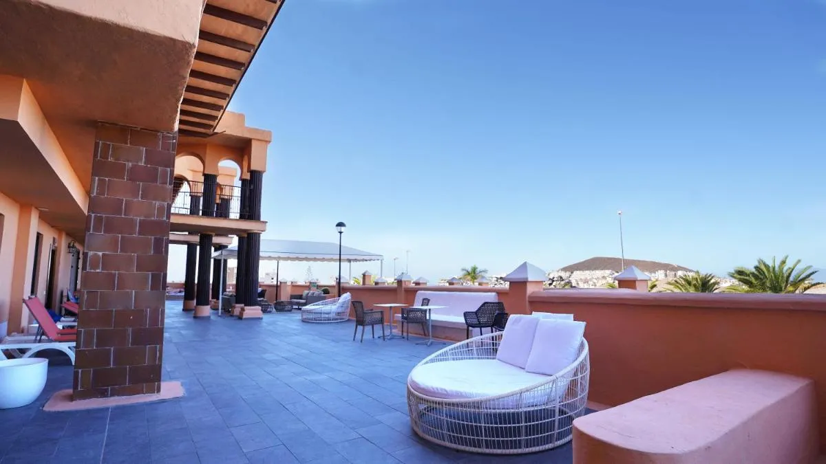 Image 3 of Coral Los Alisios