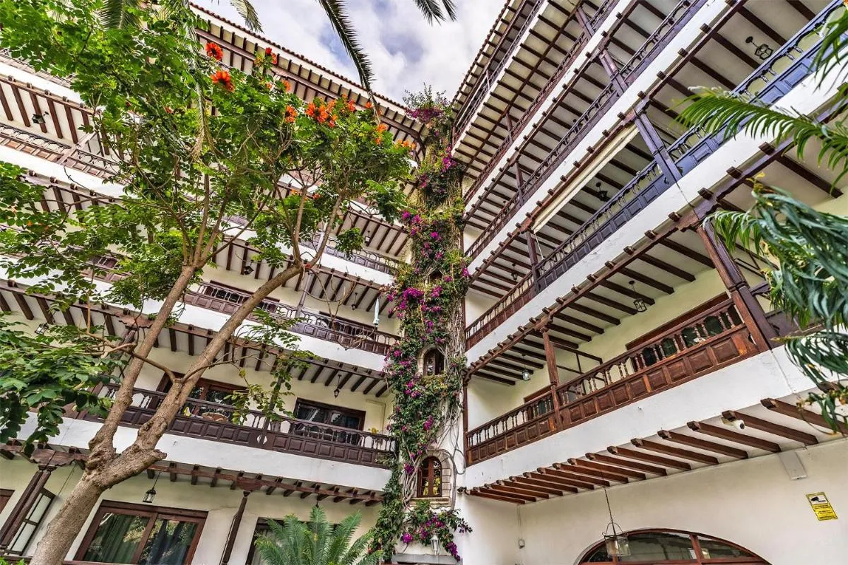 Image 2 of Coral Teide Mar