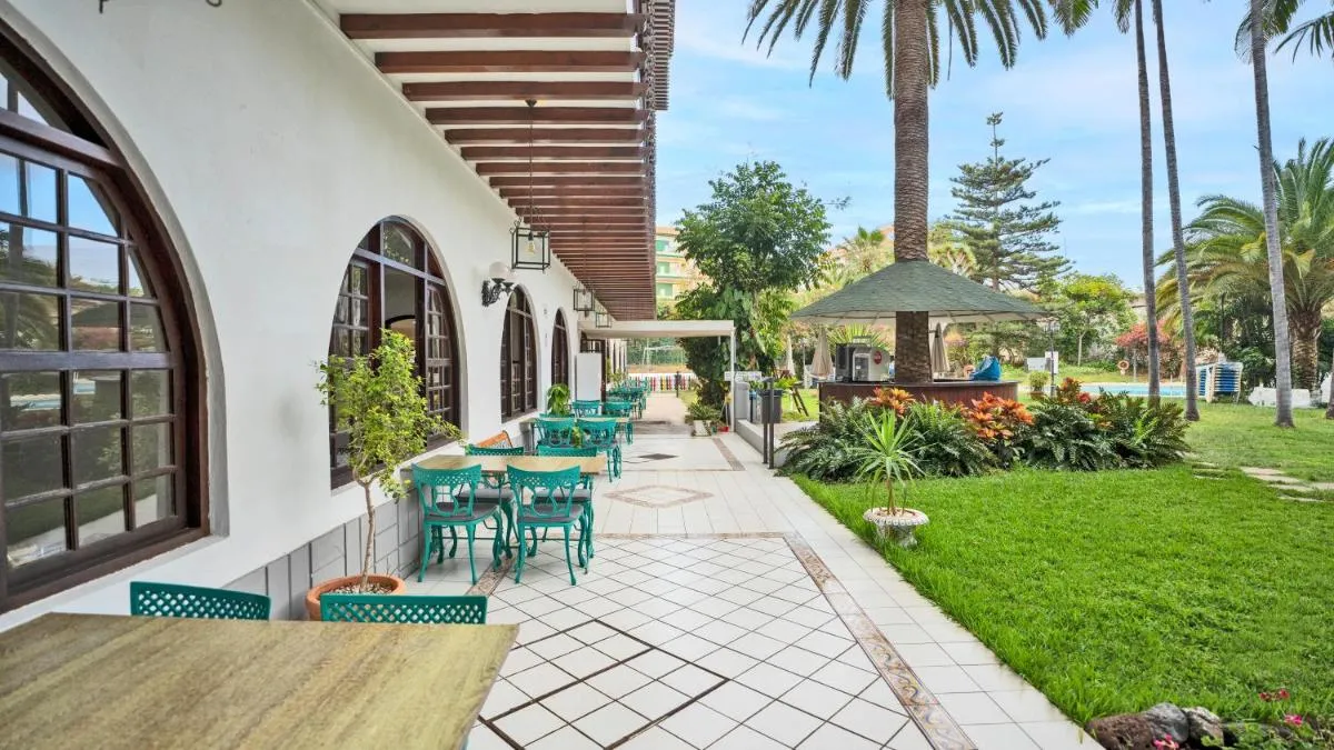 Image 3 of Coral Teide Mar