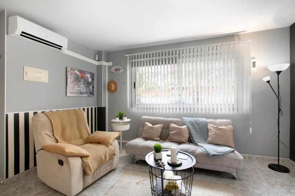 Image of Cozy Fraile