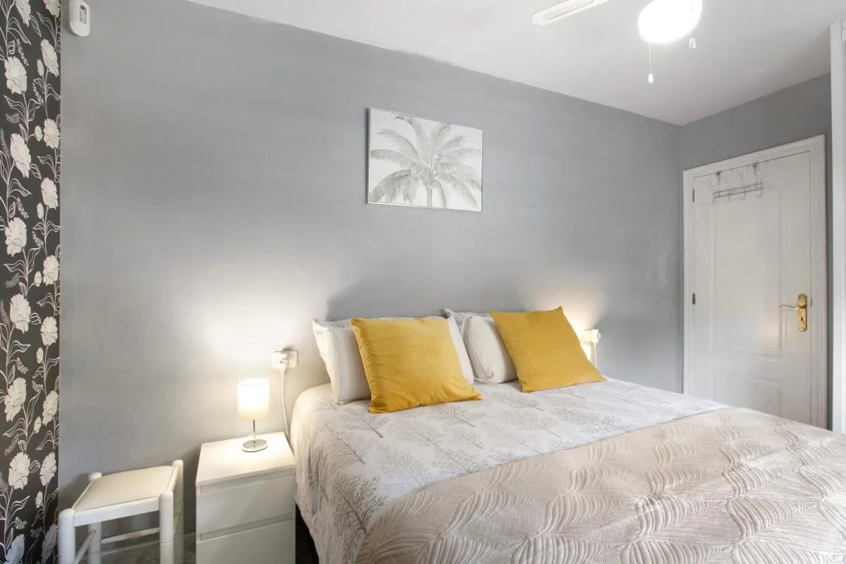 Image 6 of Cozy Fraile