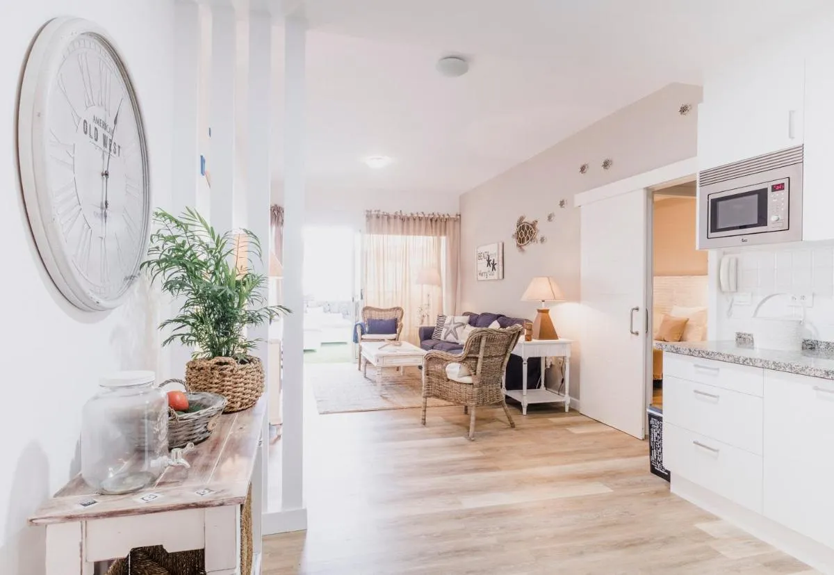 Image 2 of Desconecta a Orillas del Mar