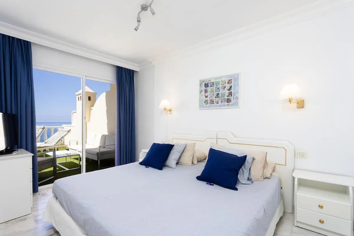 Image 3 of EDEN RENTALS Maravillosas Vistas al Oceano y Los Acantilados