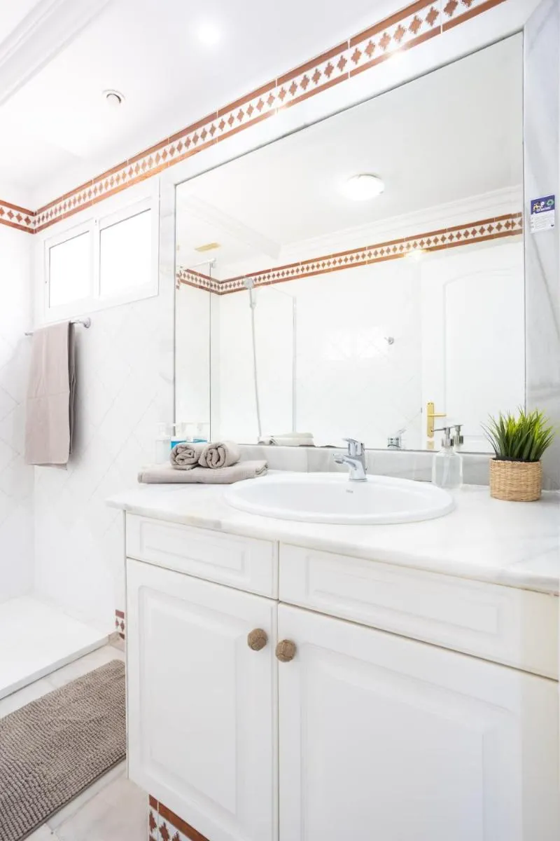 Image 6 of EDEN RENTALS Maravillosas Vistas al Oceano y Los Acantilados