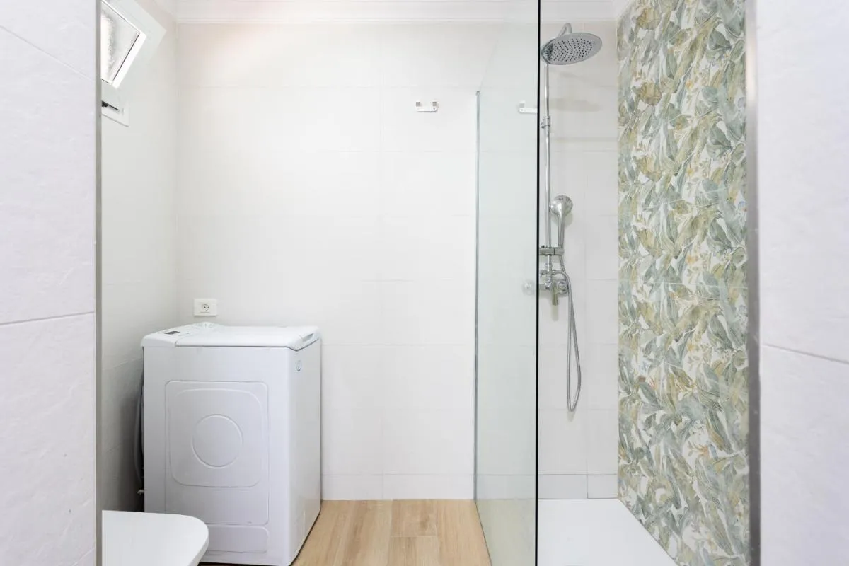 Image 2 of EDEN RENTALS White Molino Penthouse