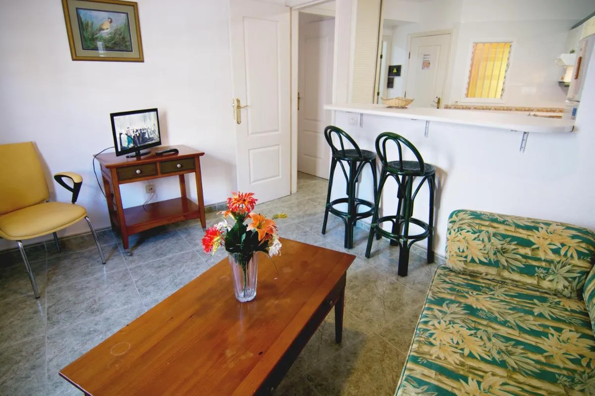 Image 3 of EMMA – Los Cristianos