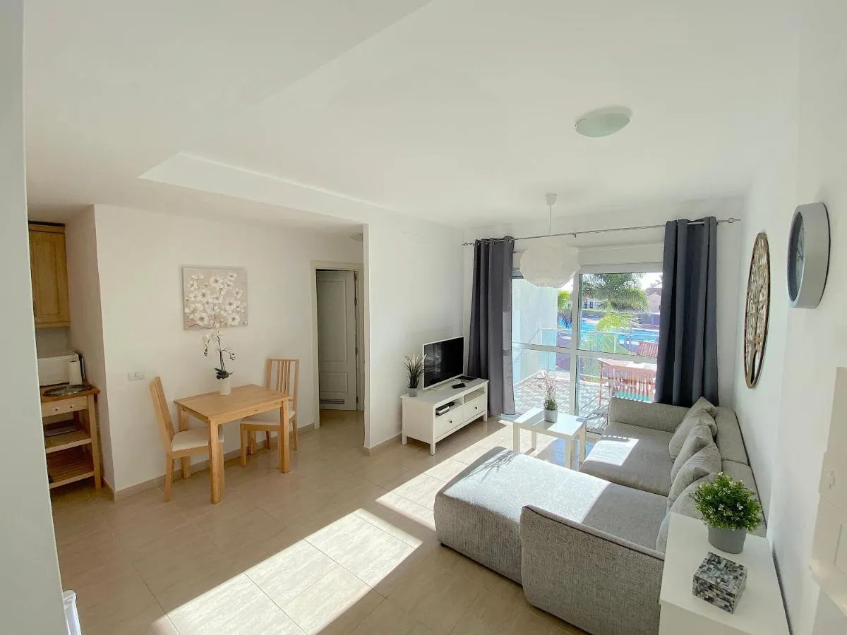 Image 5 of Edificio Cañadas