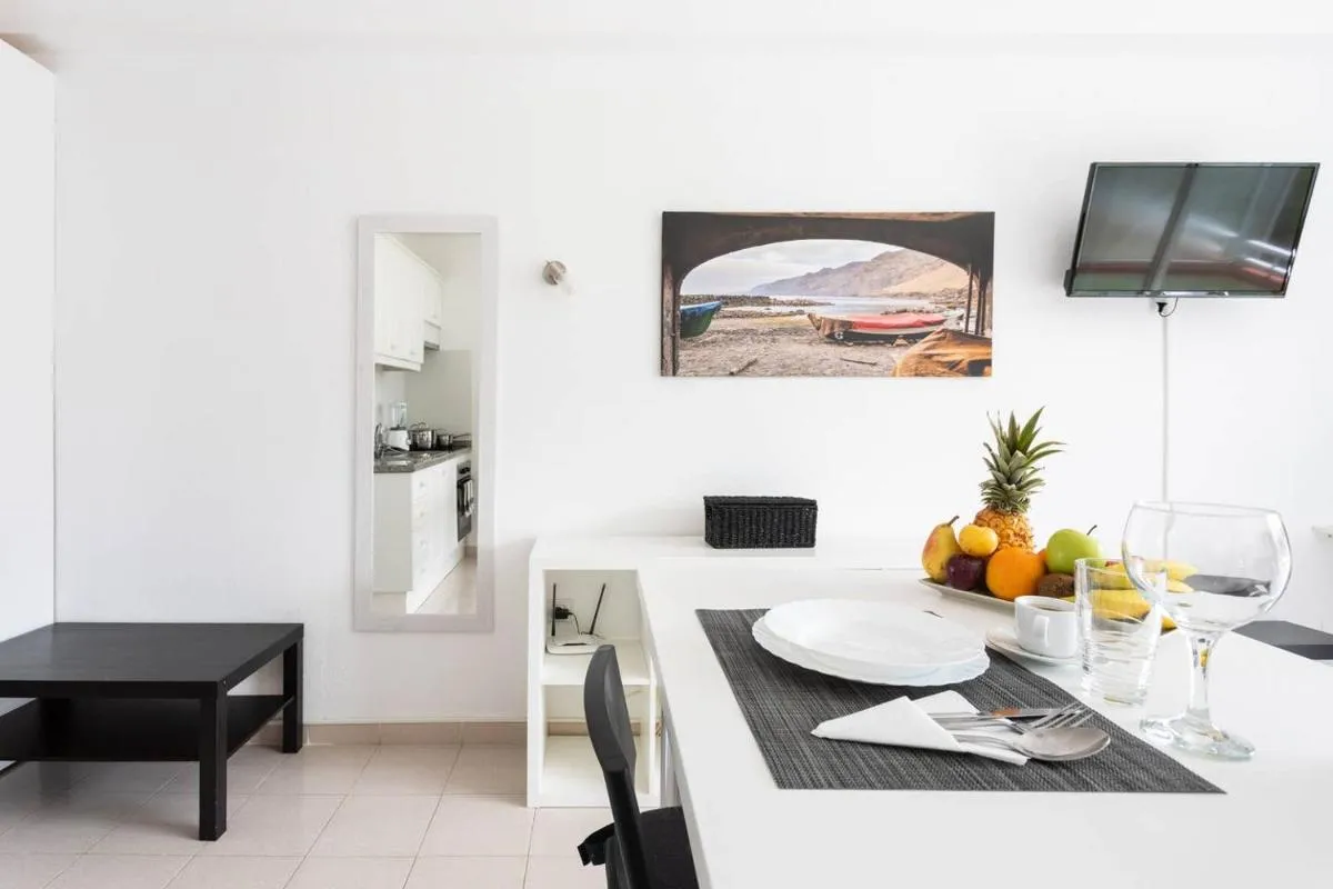 Image 5 of Edificio Las Marañuelas, Puerto La Cruz, Islas Canarias Tenerife