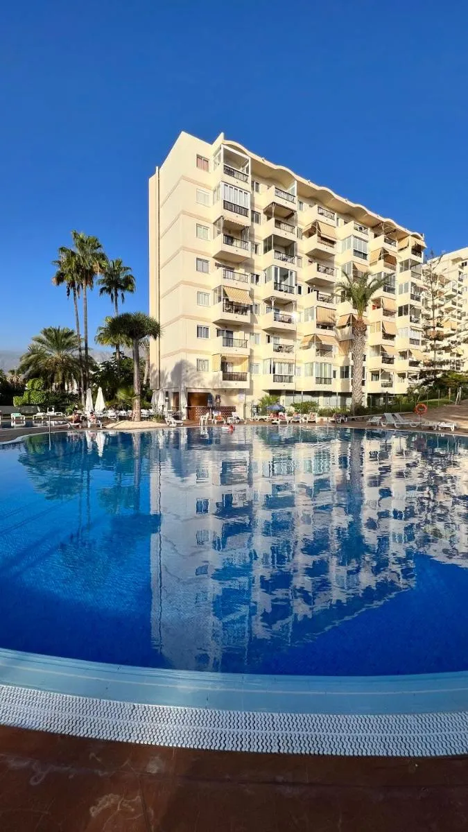 Image 5 of El Dorado – New Modern Apt