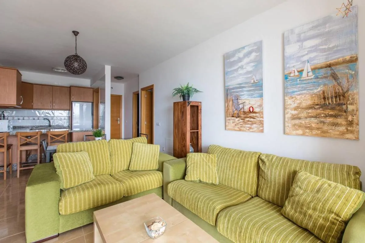 Image 1 of El Mirador: sea views from the shore