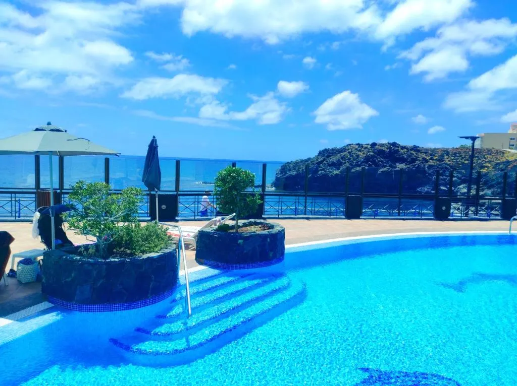 Image of El Nautico Suites, the beachfront Paradise