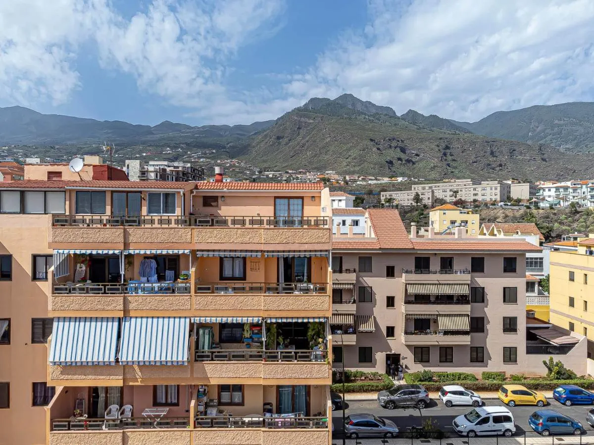 Image 5 of Elegant Candelaria apartment with ocean views