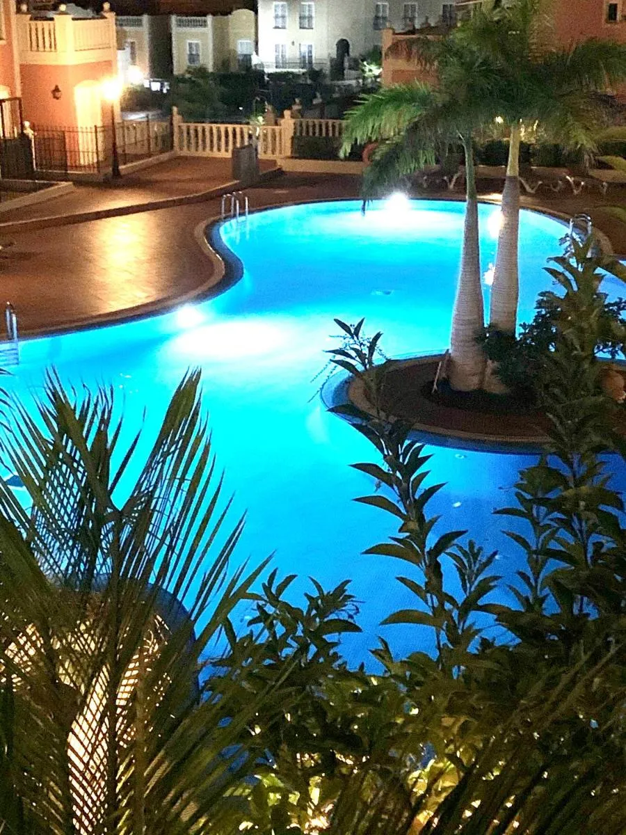 Image 3 of Elegant Palm Mar Apartment