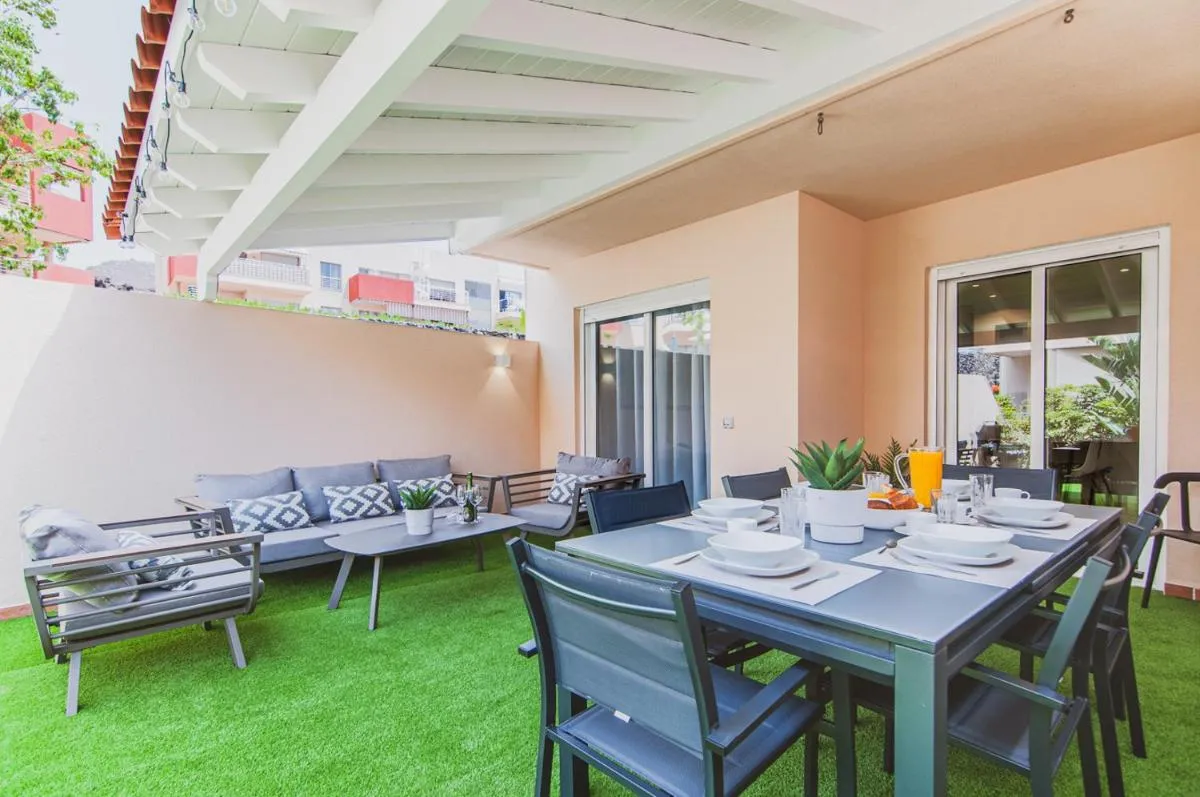 Image 4 of Elite Luxury Sunset