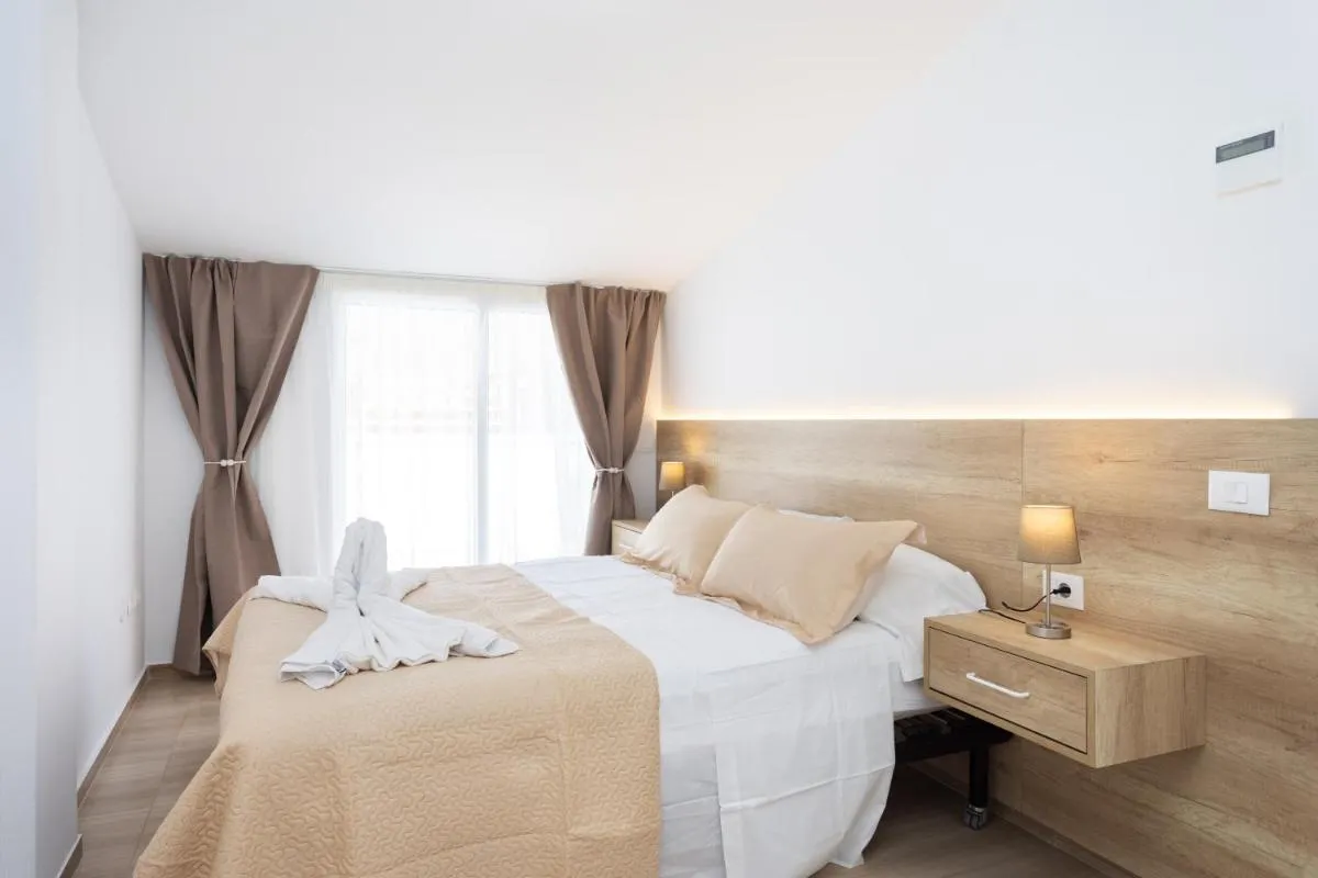 Image 1 of Emily Residencial