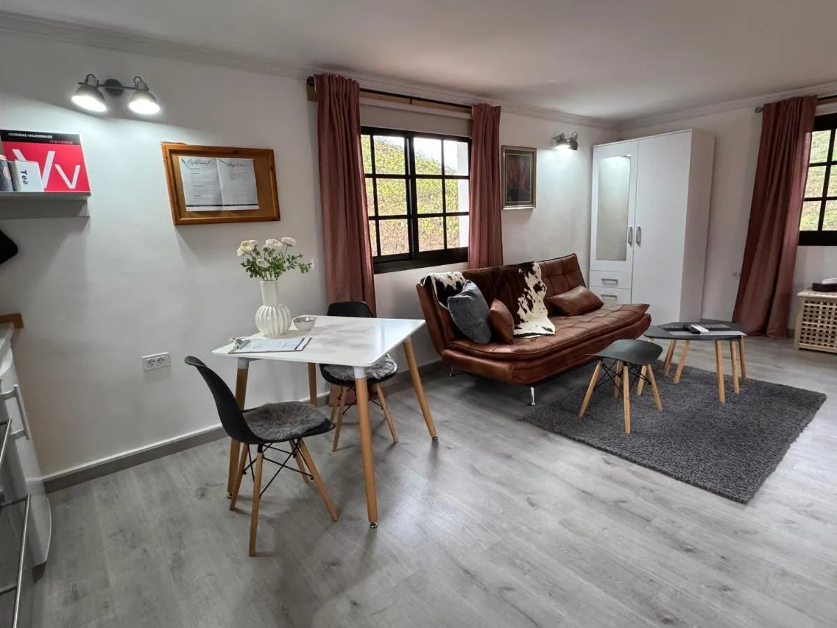 Image 4 of Estudio en las montañas