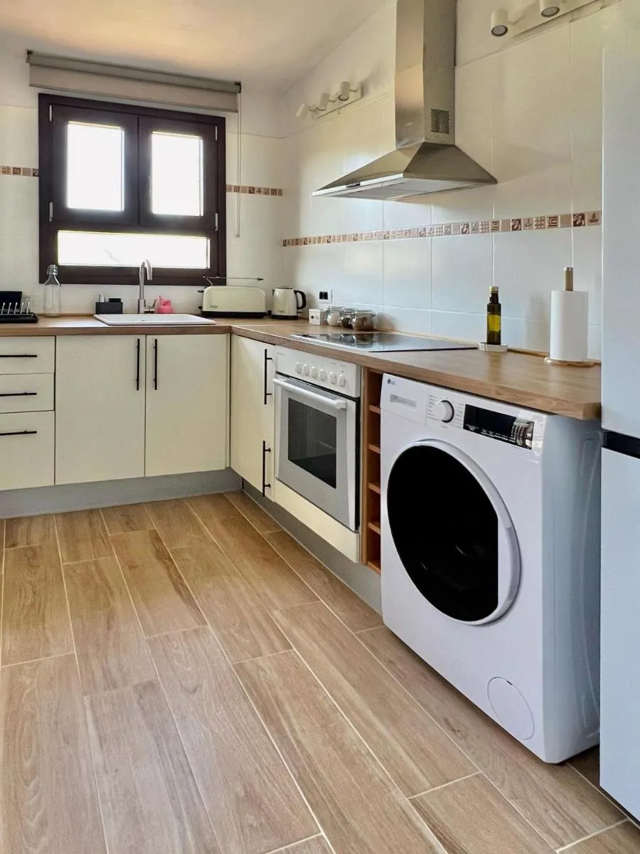 Image 5 of Estudio ideal para descansar