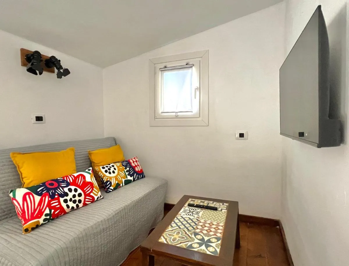 Image 1 of Estudio ideal para descansar