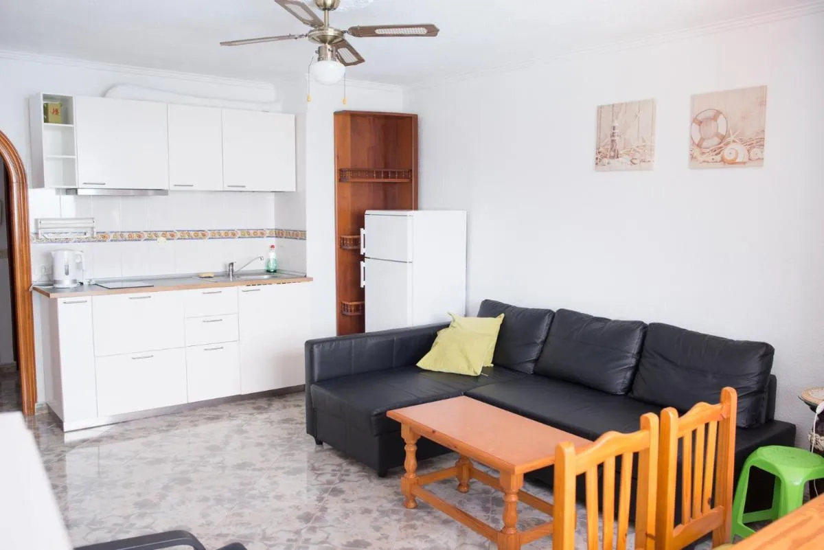 Image 4 of Europa 1 dormitorio