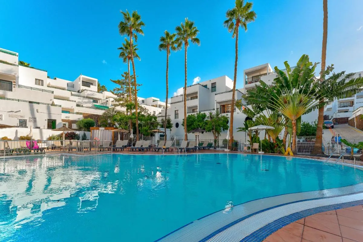 Image 3 of Exclusive 2bedrm AirCon 200m beach Costa Adeje