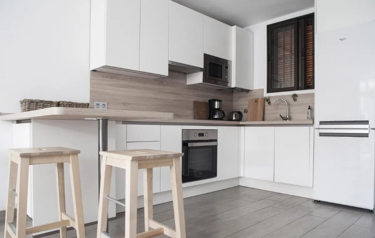 Image 4 of Fayser FREE WIFI