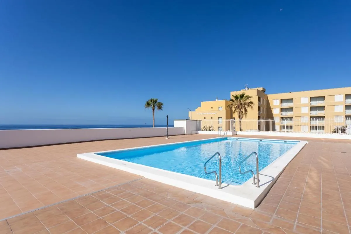 Image 3 of Front beach studio