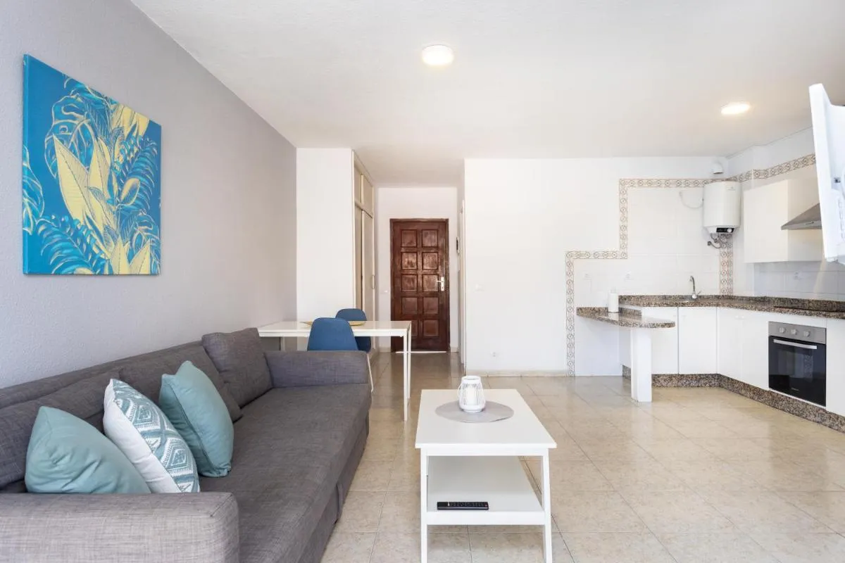 Image 4 of Genial apto. junto al mar. Los Cristianos