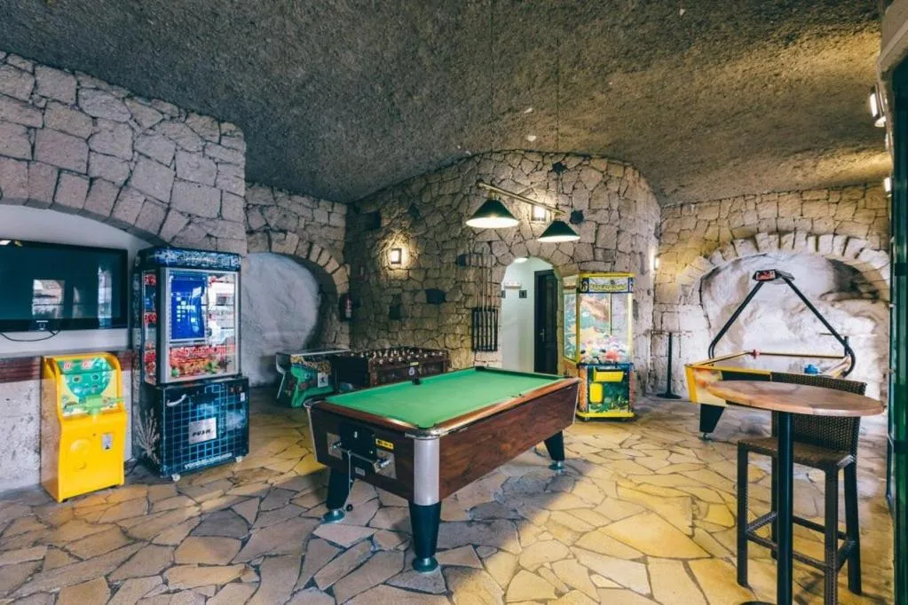 Image 2 of Golf Christina – heated pool