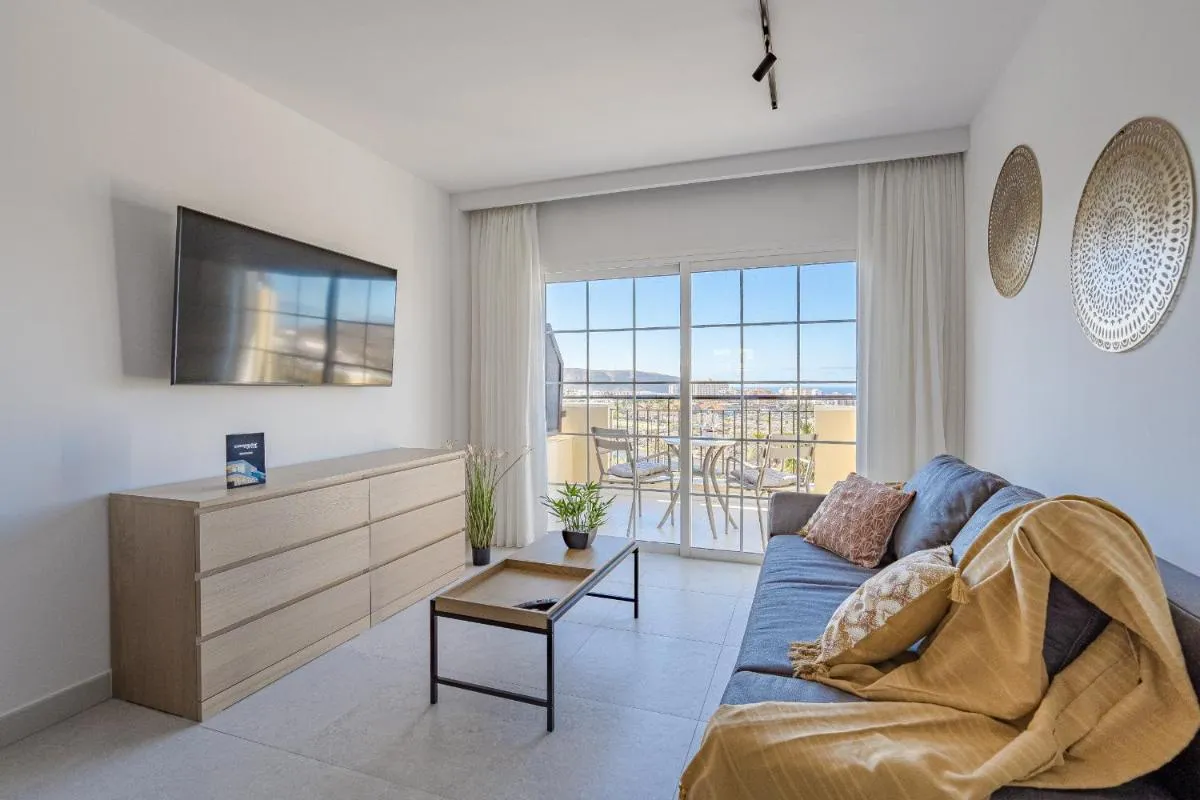 Image 1 of Granada II