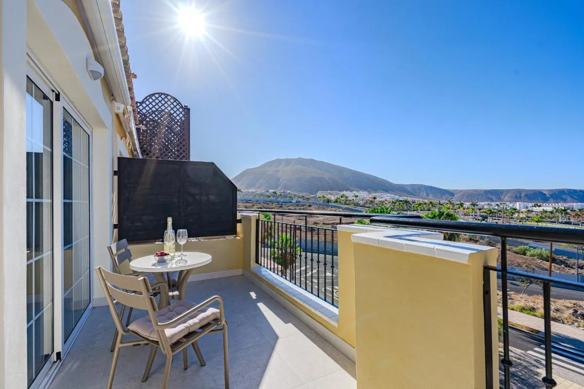 Image 4 of Granada II