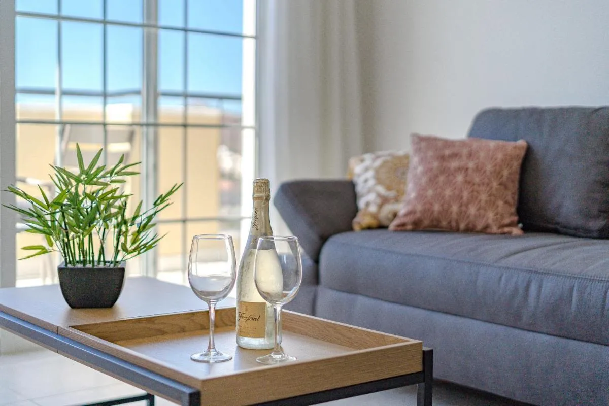 Image 6 of Granada II