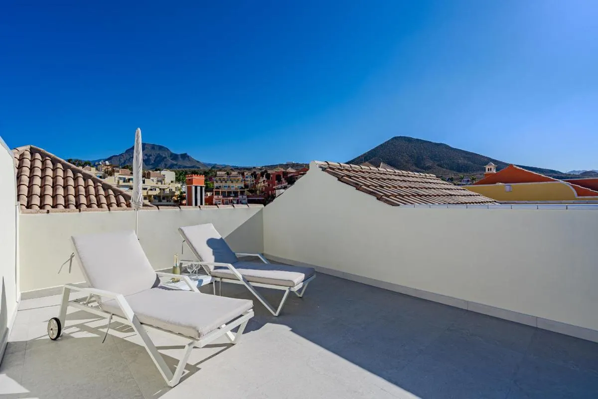 Image 5 of Granada II