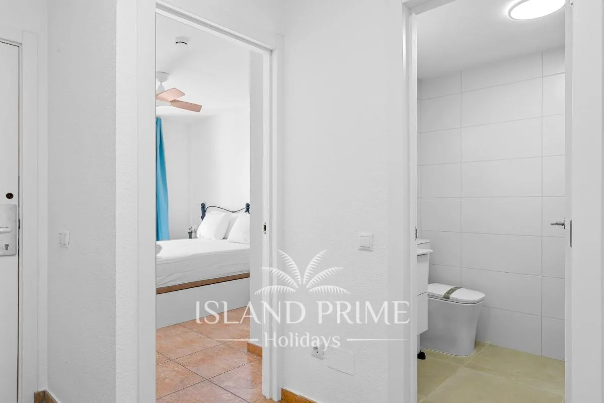 Image 2 of Holiday Relax with Teide Views and Heated Pool in Amarilla Golf FC425